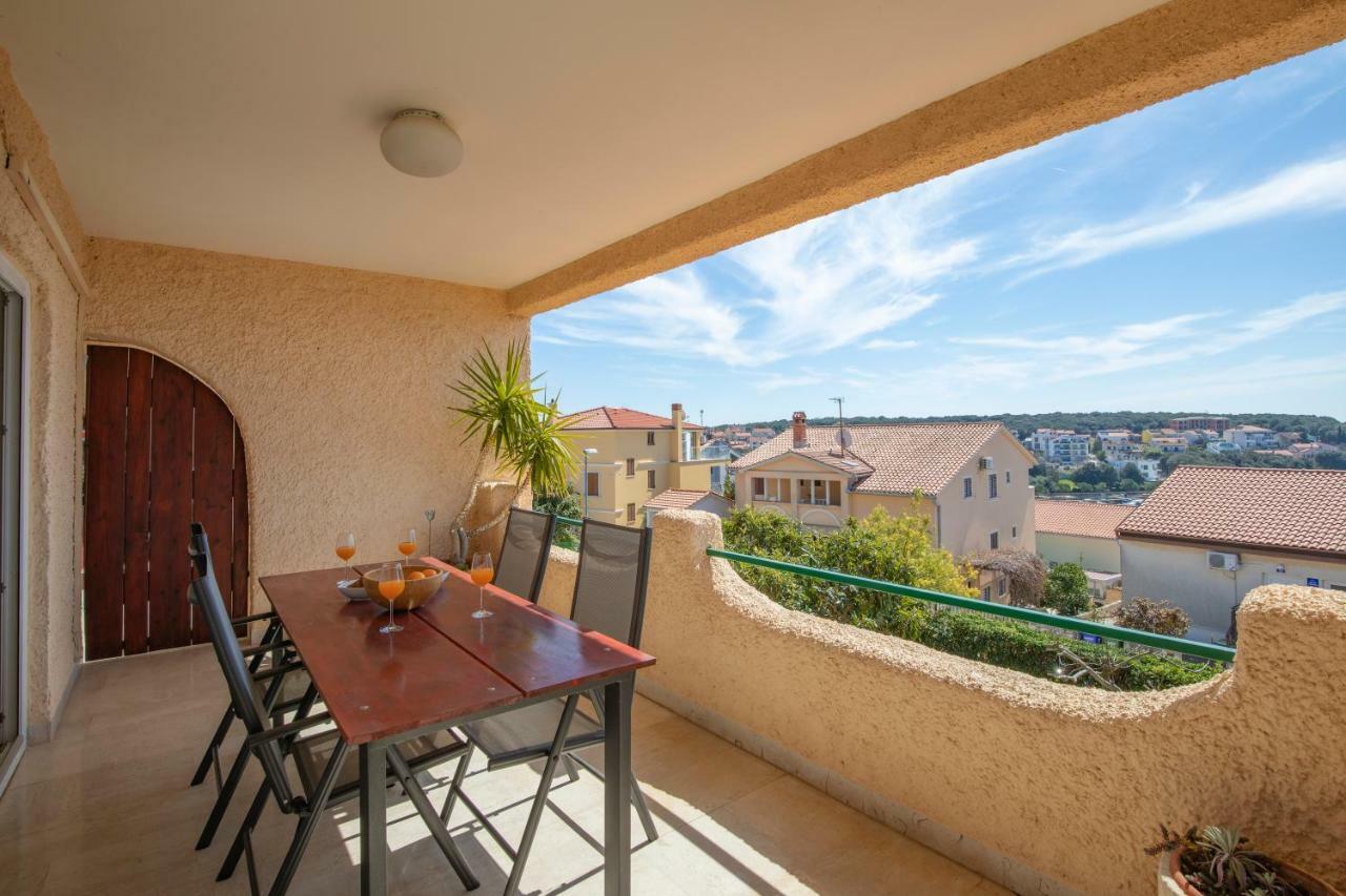 Horizont View Apartment Пула Екстериор снимка