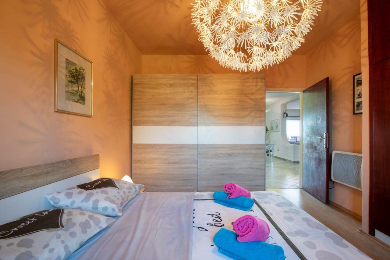 Horizont View Apartment Пула Екстериор снимка